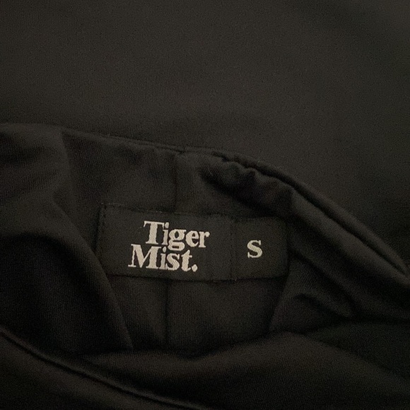 Y2K asymmetrical black maxi skirt - Picture 3 of 3